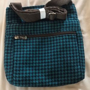 31 Cross body bag